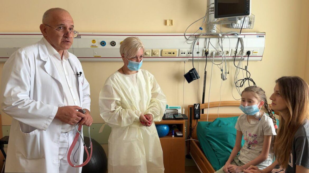 Urlhttp3a2f2fnpr brightspot.s3.amazonaws.com2faa2f492f938b72034baba9277980f8ddfeee2fukraine heart transplant 2