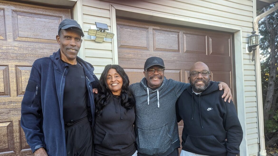 87275213007 pxl 20251103 213032614 1