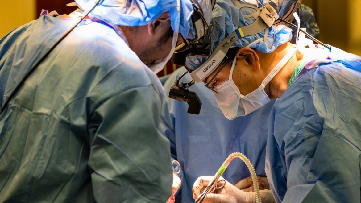 Surgeonsonlungtransplant